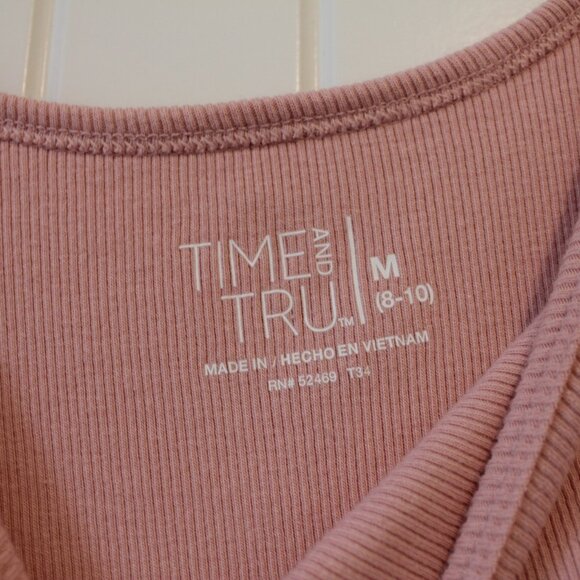Time & Tru Tank - Picture 3 of 3